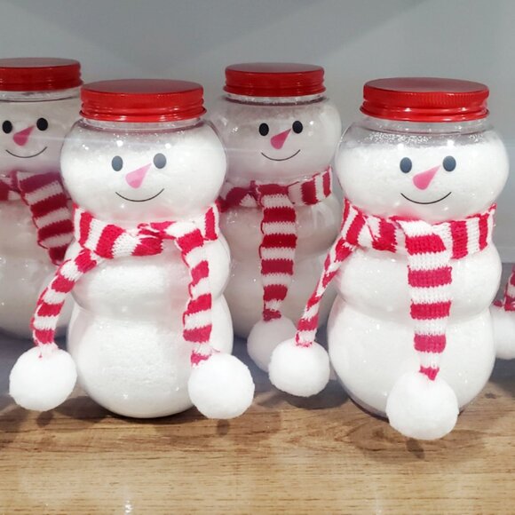 Snowman Bath Bomb Dust | Snow Bath Dust - Picture 6 of 6